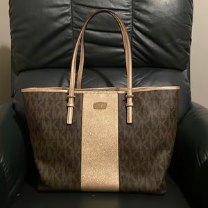 Micheal Kors large tote